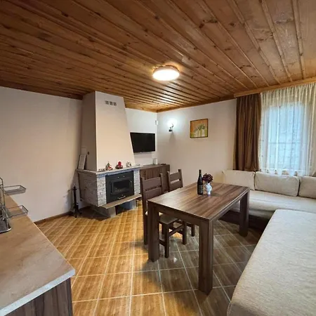 Pensión в село - комплекс божидарица 4а