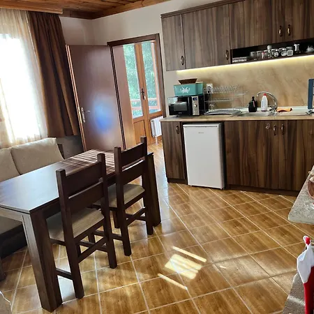 Pensión в село - комплекс божидарица 4а